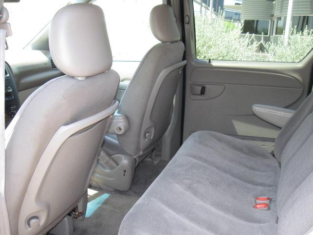 Chrysler Voyager 2001 photo 3