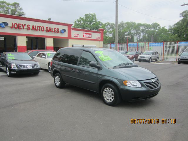 Chrysler Voyager 2002 photo 9