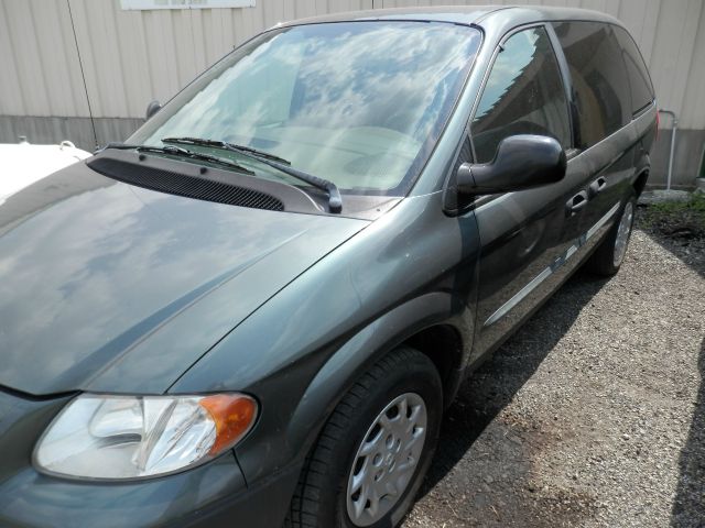 Chrysler Voyager 2002 photo 2