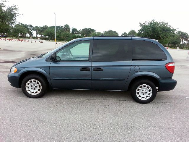 Chrysler Voyager 2002 photo 14