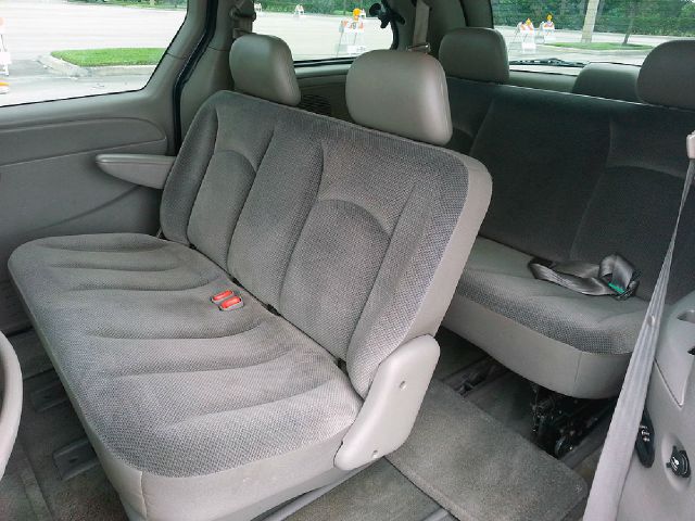 Chrysler Voyager 2002 photo 4