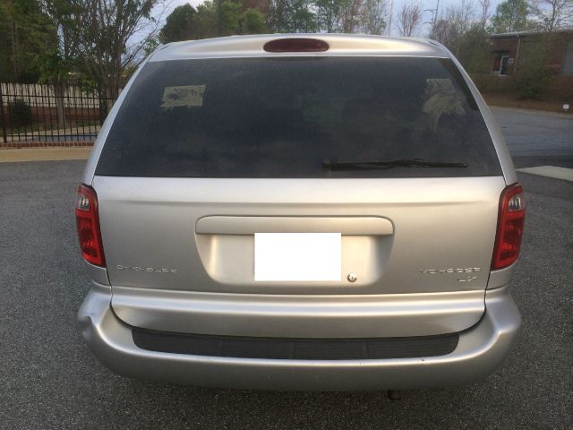 Chrysler Voyager 2003 photo 1