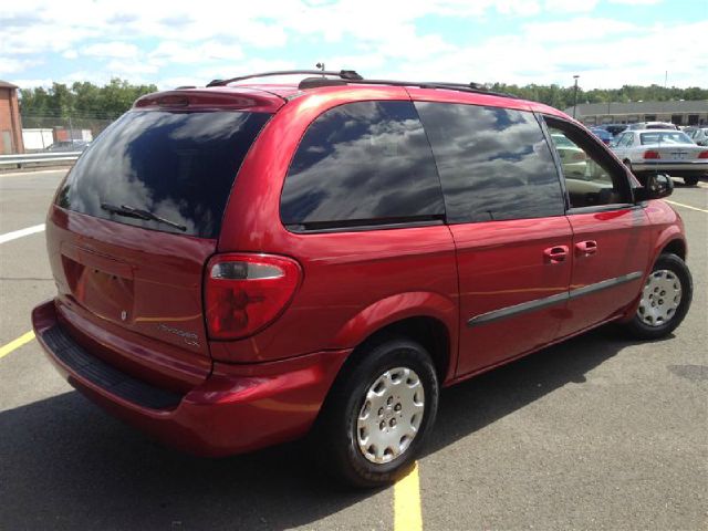 Chrysler Voyager 2003 photo 2