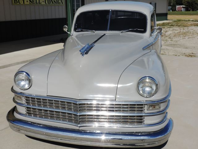 Chrysler Windsor 1948 photo 1