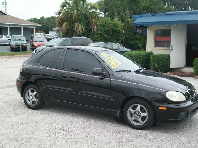 Daewoo Lanos 2001 photo 2