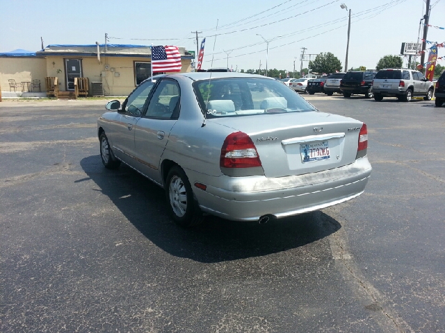 Daewoo Nubira 2001 photo 3