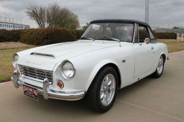 Datsun 120 1968 photo 10