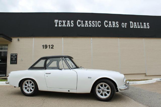 Datsun 120 1968 photo 15