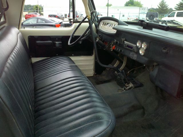 Dodge 200 1968 photo 15