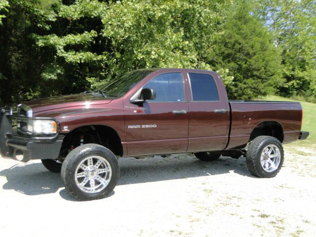 Dodge 200 2004 photo 3