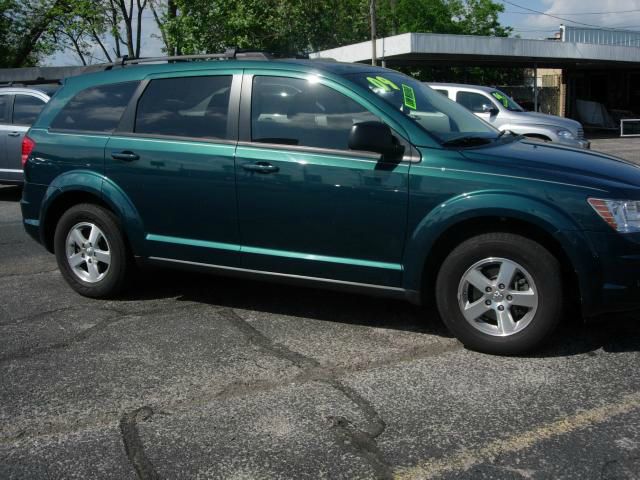 Dodge 200 2009 photo 1