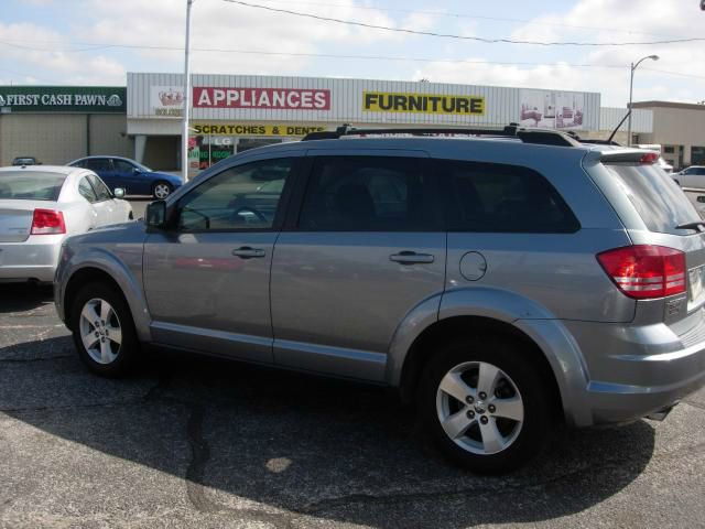 Dodge 200 2009 photo 4