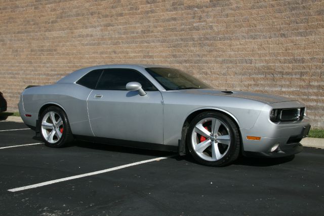 Dodge 200 2010 photo 4
