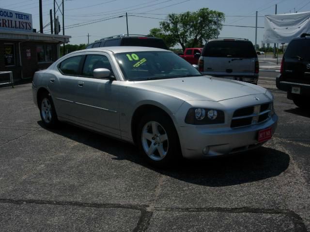 Dodge 200 2010 photo 2
