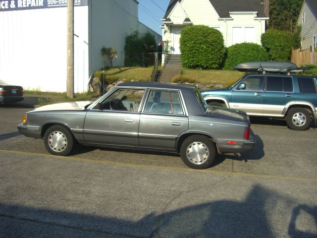 Dodge Aries 1988 photo 4