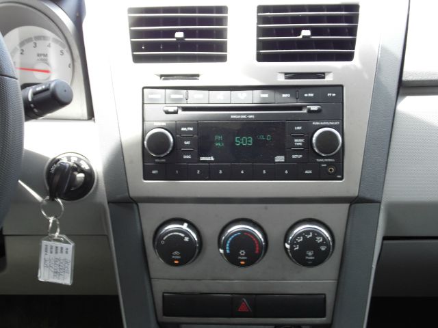 Dodge Avenger 2008 photo 18