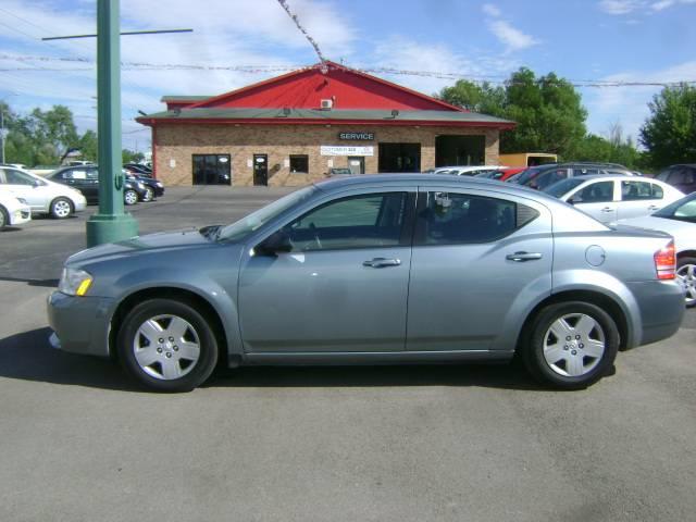 Dodge Avenger SE Sedan