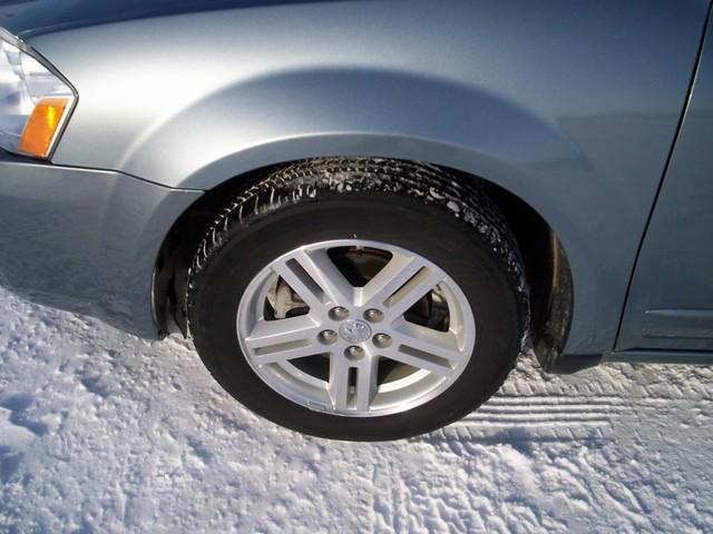 Dodge Avenger 2009 photo 2