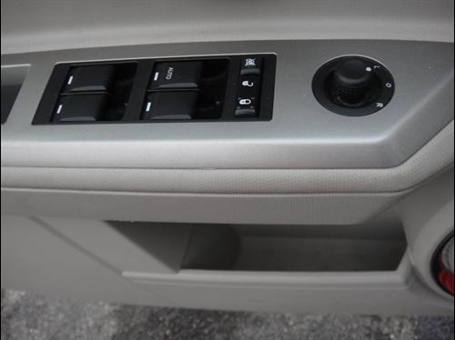 Dodge Avenger 2009 photo 4