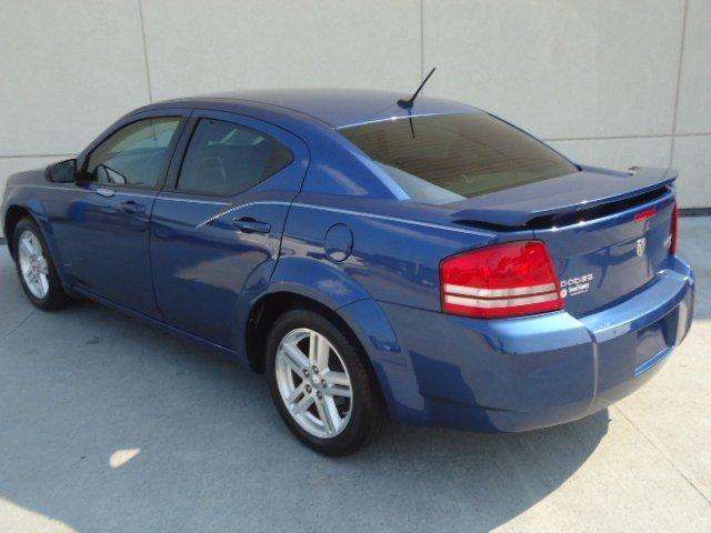 Dodge Avenger 2009 photo 2