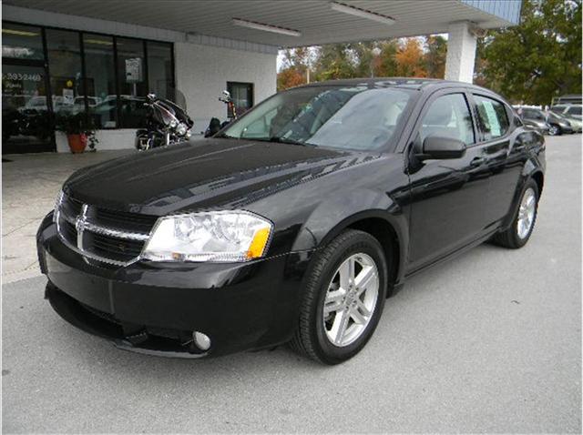 Dodge Avenger 4dr Quad Cab 160.5 WB 4WD SLT Unspecified