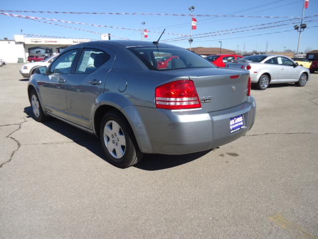 Dodge Avenger 2010 photo 1