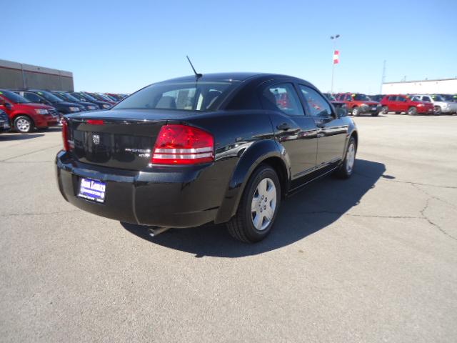 Dodge Avenger 2010 photo 1