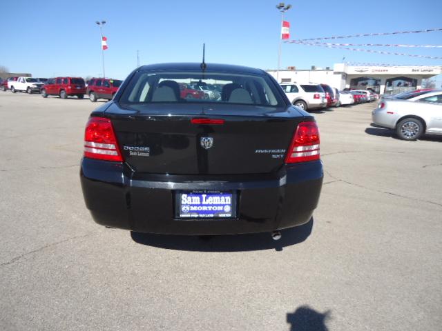 Dodge Avenger 2010 photo 5
