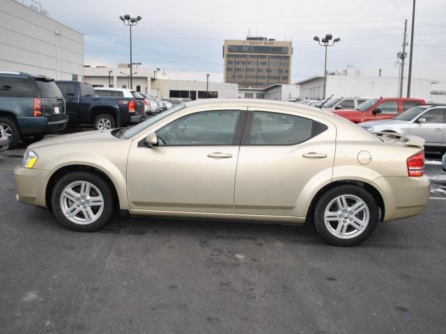 Dodge Avenger 2010 photo 1