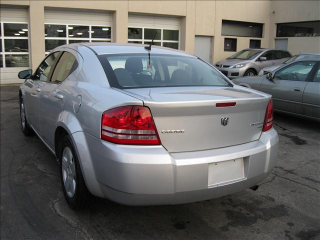 Dodge Avenger 2010 photo 3