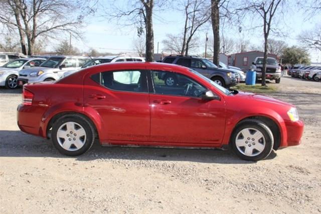 Dodge Avenger 2010 photo 2