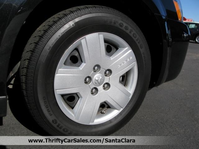 Dodge Avenger 2010 photo 2