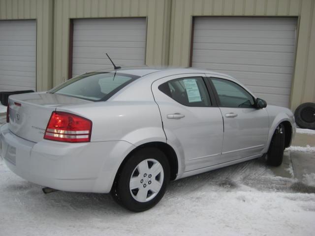 Dodge Avenger 2010 photo 1