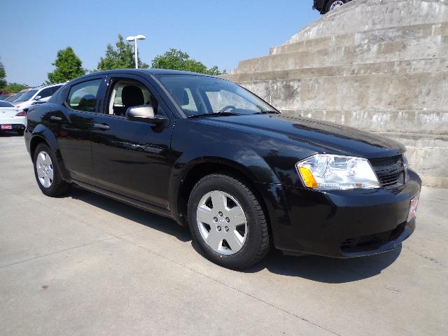 Dodge Avenger 2010 photo 4
