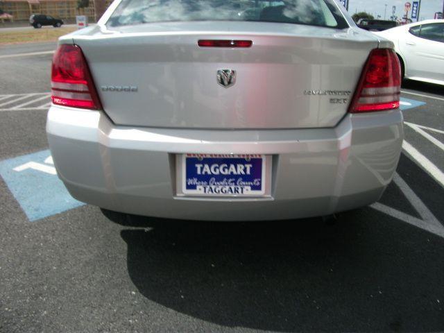 Dodge Avenger 2010 photo 4