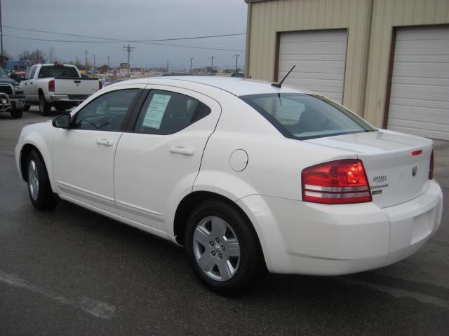 Dodge Avenger 2010 photo 3