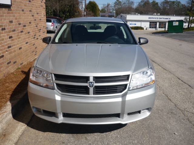 Dodge Avenger 2010 photo 3
