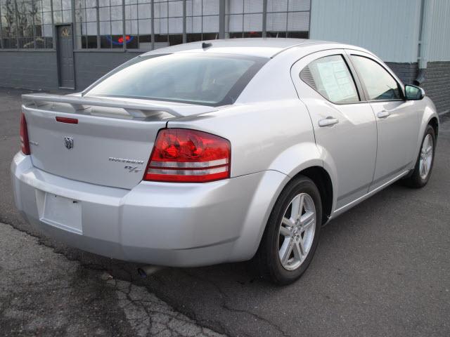 Dodge Avenger 2010 photo 2