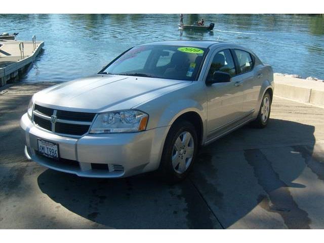 Dodge Avenger 2010 photo 2