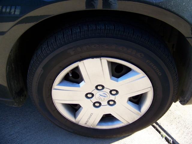 Dodge Avenger 2010 photo 2