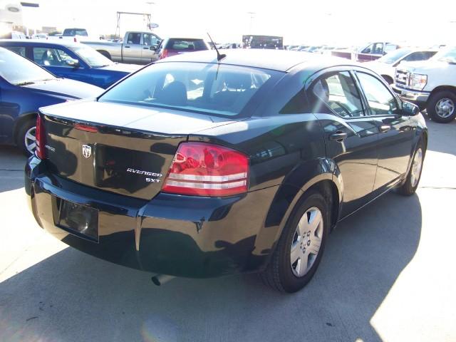 Dodge Avenger 2010 photo 3