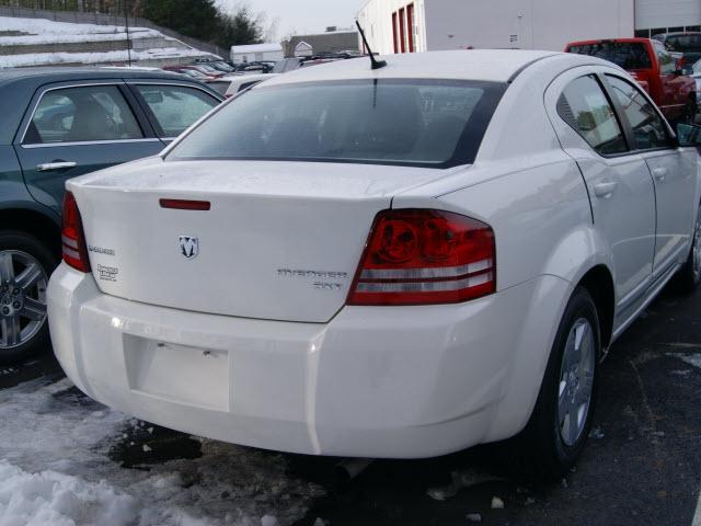 Dodge Avenger 2010 photo 1