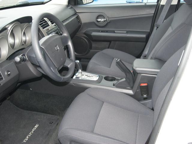 Dodge Avenger 2010 photo 3