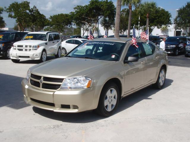 Dodge Avenger 2010 photo 2