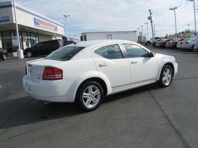 Dodge Avenger 2010 photo 1
