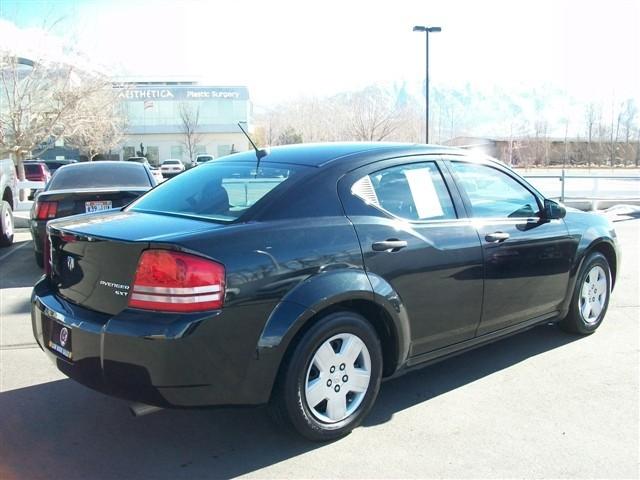 Dodge Avenger 2010 photo 2