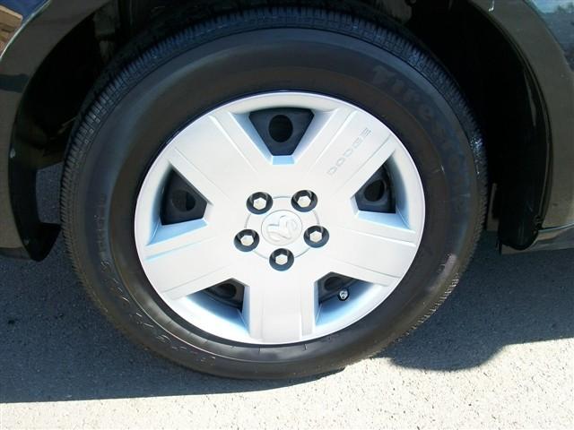 Dodge Avenger 2010 photo 3