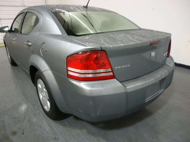 Dodge Avenger 2010 photo 5