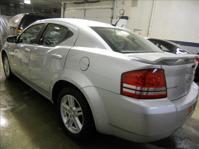 Dodge Avenger 2010 photo 2