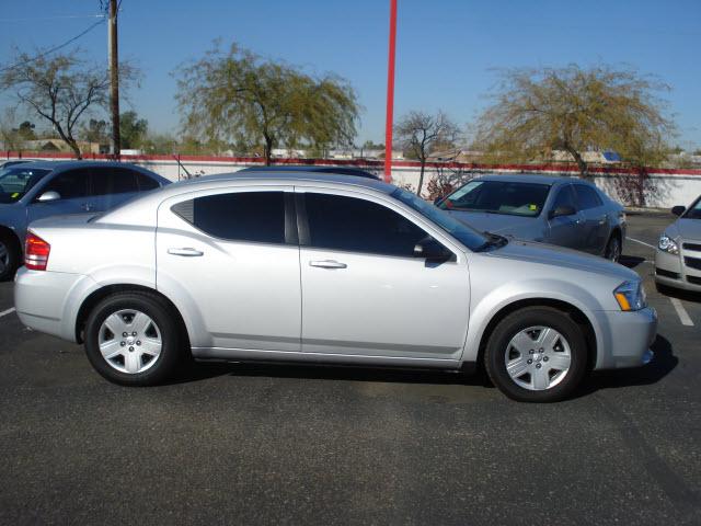 Dodge Avenger 2010 photo 3